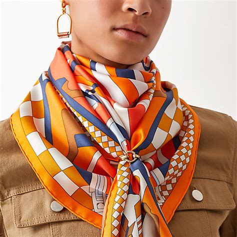 hermes how to wear scarf|vintage hermes scarf guide.